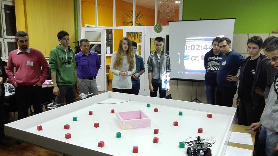 11088693_832970210090852_2103290638_n