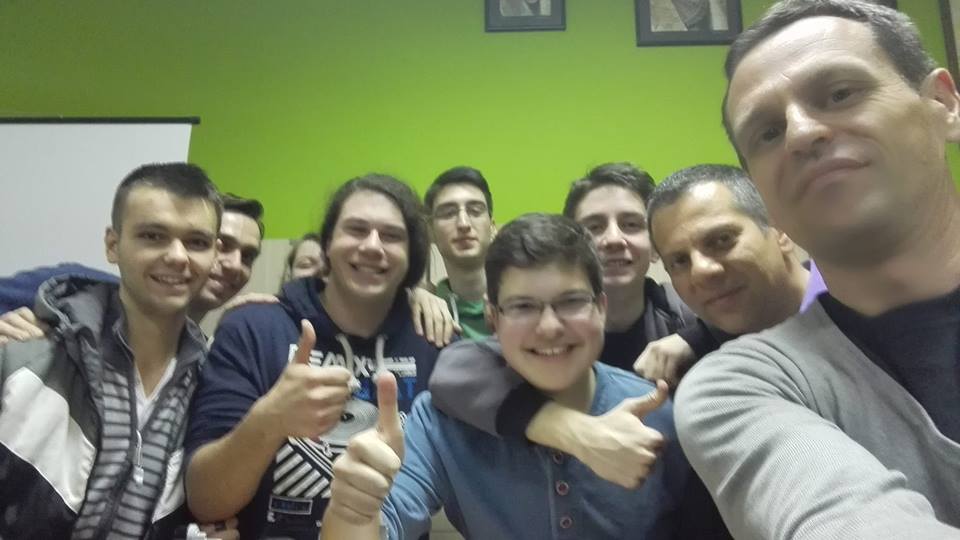 11095405_832970286757511_612500475_n