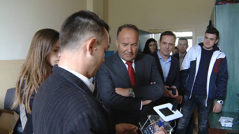 18057122_1063353773766686_7174566898215469996_n