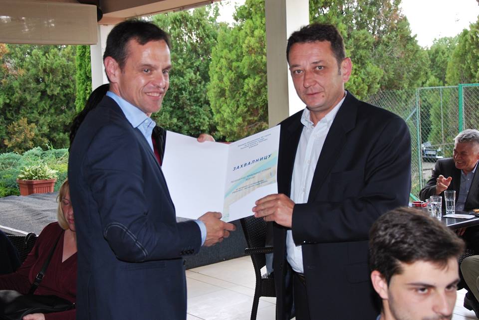 18300876_1073337389434991_8389998640851217526_n