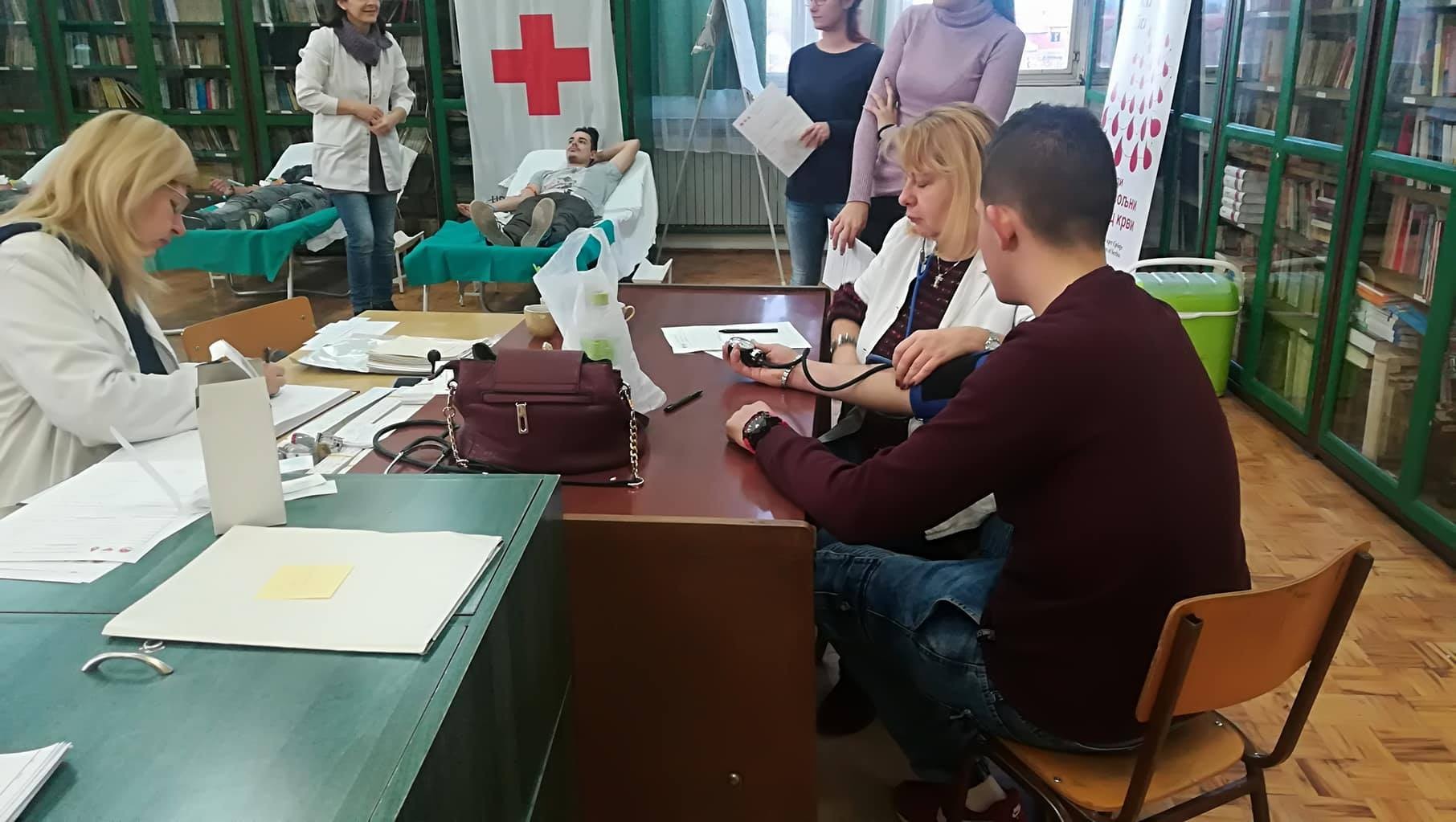 24882932_838126049726816_1487187445_o